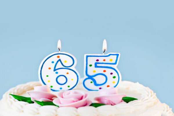 65 лет мужчине